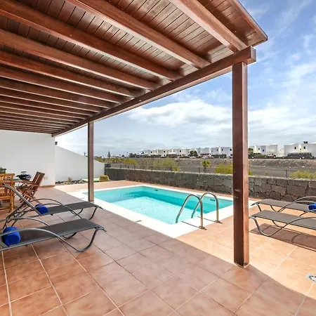 Lanzarote 3 Islas - Pool Heated فيلة *